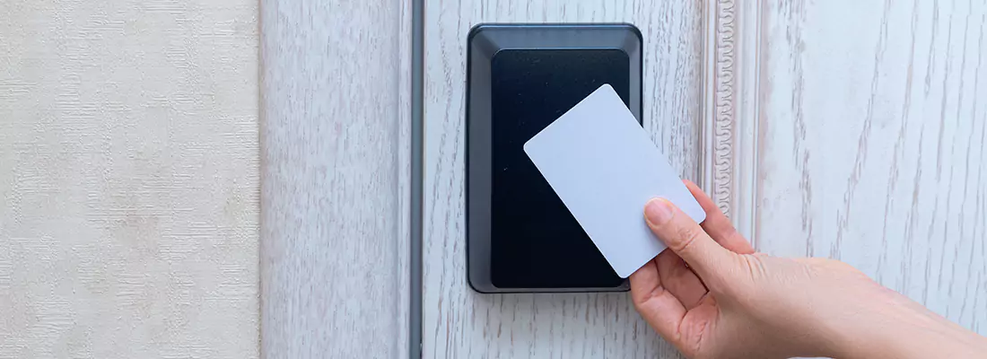 Custom Keycard Access System Configuration for Businesses in Leisure City, FL