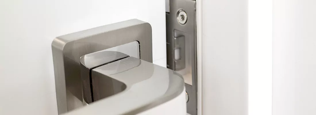 Seamless Integration of Magnetic Locks with Access Control Systems in Leisure City, FL